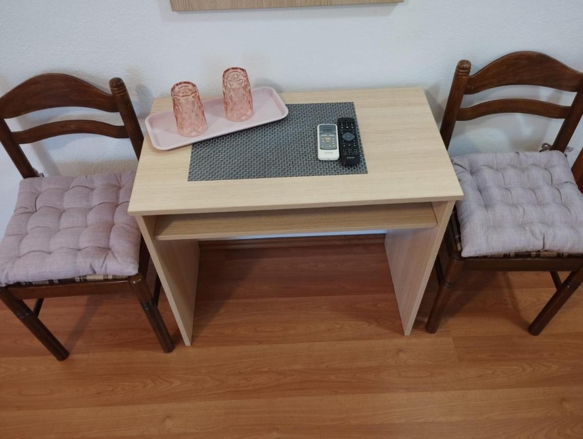 Soba Ivanka Niksic カルロバッグ エクステリア 写真